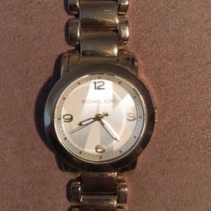 Michael Kors runway slim watch MK-3085